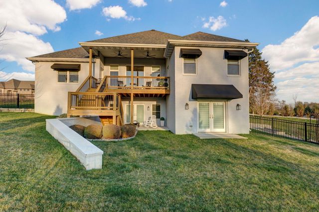 267 S Pebble Beach Avenue, Springfield, MO 65802