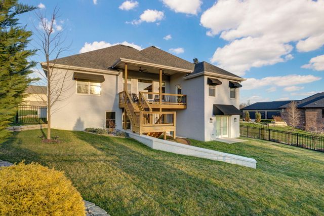 267 S Pebble Beach Avenue, Springfield, MO 65802