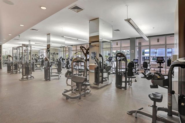 10275 Collins Avenue 829, Bal Harbour, FL 33154