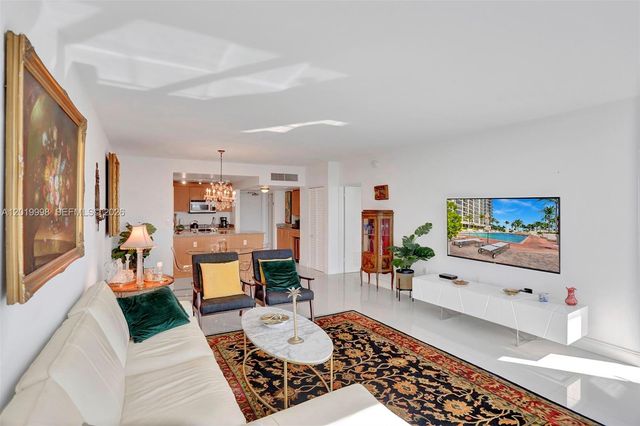 10275 Collins Avenue 829, Bal Harbour, FL 33154