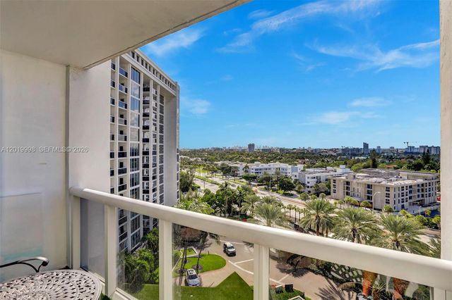 10275 Collins Avenue 829, Bal Harbour, FL 33154