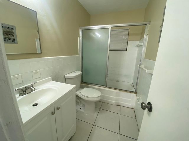 3015 SW 2ND Street, Fort Lauderdale, FL 33312