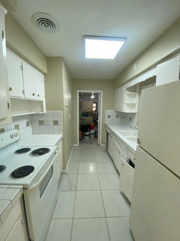 3015 SW 2ND Street, Fort Lauderdale, FL 33312