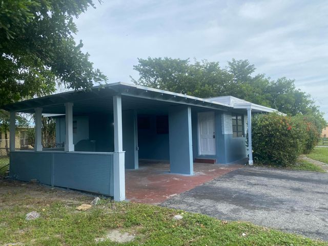 3015 SW 2ND Street, Fort Lauderdale, FL 33312