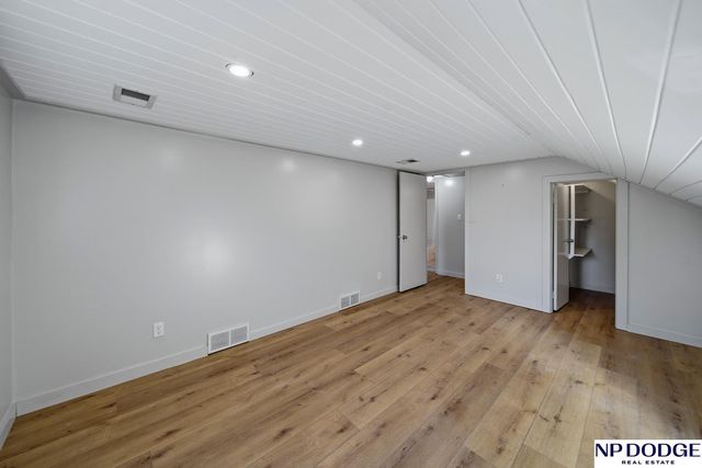 1805 N Park Avenue, Fremont, NE 68025