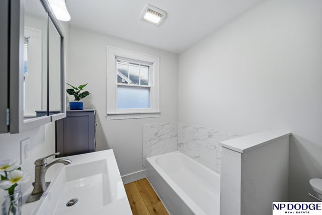 1805 N Park Avenue, Fremont, NE 68025