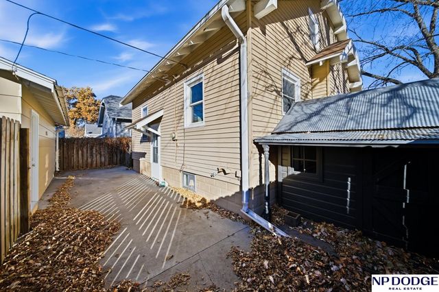 1805 N Park Avenue, Fremont, NE 68025