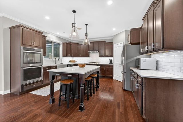 8321 Coldwater Drive, Powell, OH 43065