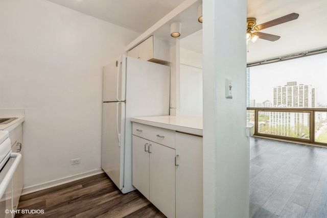 4343 N Clarendon Avenue 1518, Chicago, IL 60613