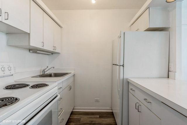 4343 N Clarendon Avenue 1518, Chicago, IL 60613