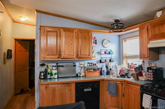 172 Democracy Lane, Washingtonville, NY 10992