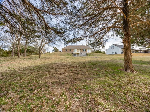 1275 Sister Grove Road, Van Alstyne, TX 75495