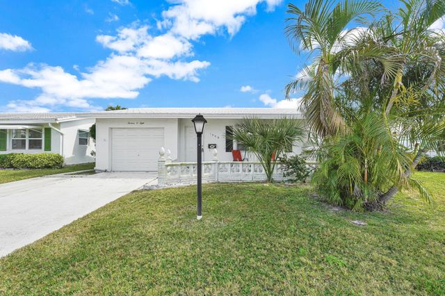 1308 SW 18th Street, Boynton Beach, FL 33426