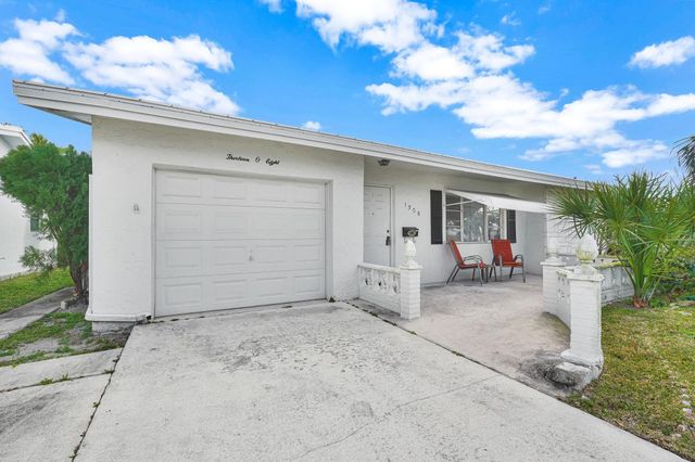 1308 SW 18th Street, Boynton Beach, FL 33426