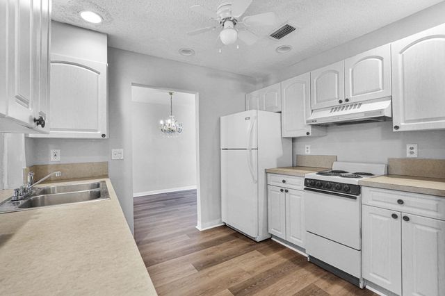 1308 SW 18th Street, Boynton Beach, FL 33426