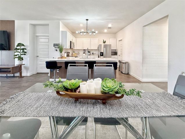 202 Canadian River TRL, Hutto, TX 78634