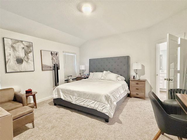 202 Canadian River TRL, Hutto, TX 78634