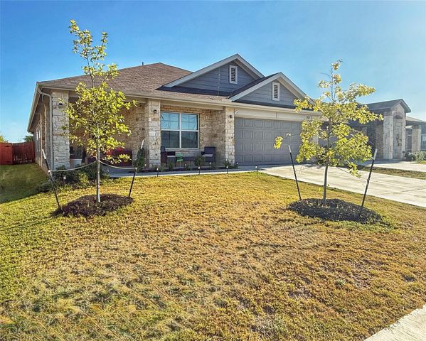 202 Canadian River TRL, Hutto, TX 78634
