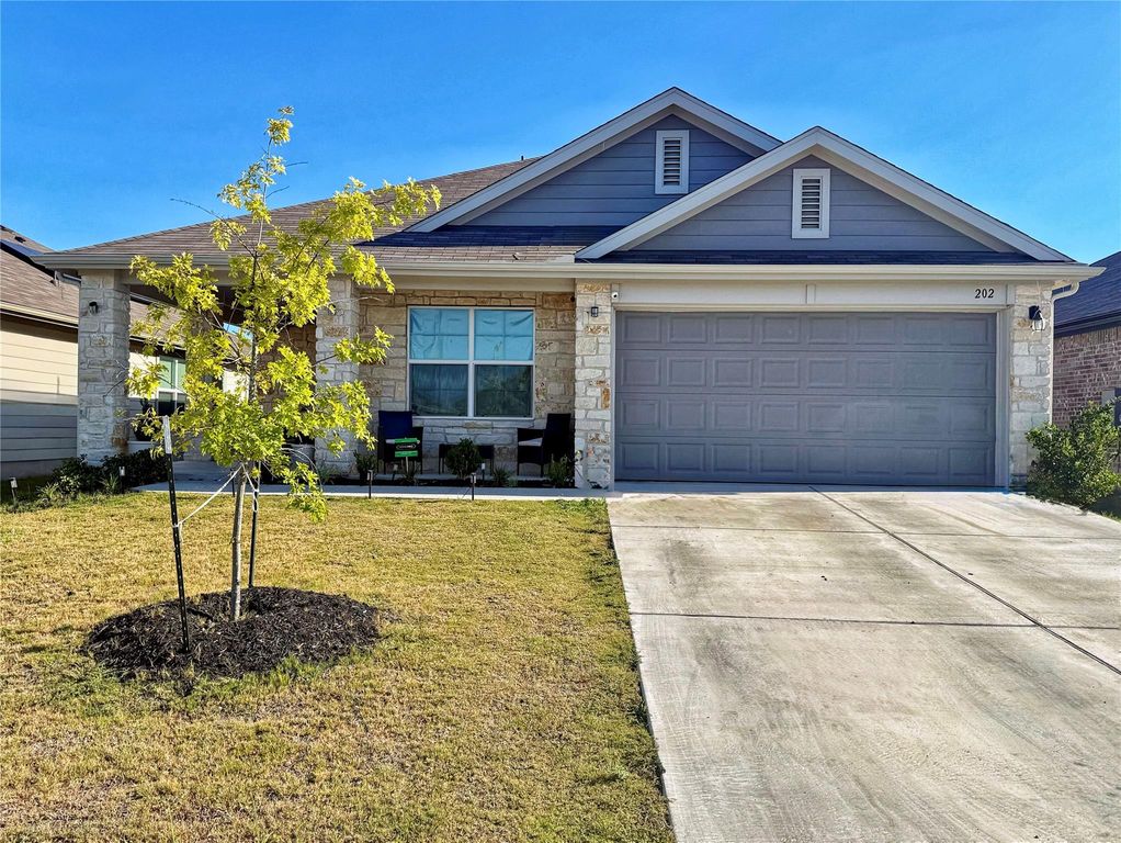 202 Canadian River TRL, Hutto, TX 78634