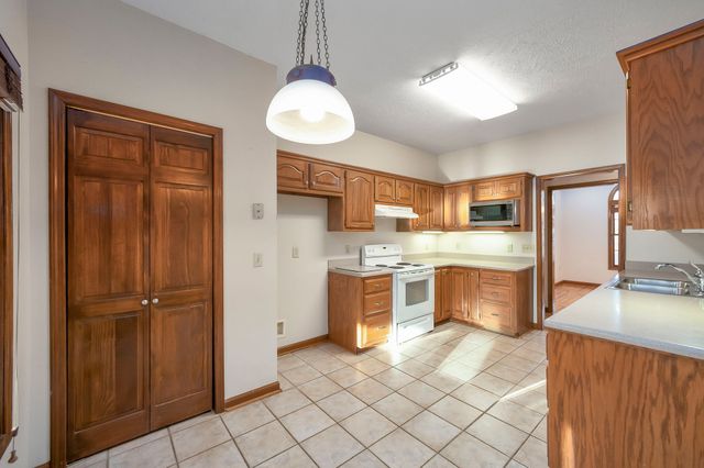 40 Pine Cv, Parsons, TN 38363