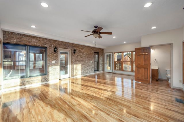 40 Pine Cv, Parsons, TN 38363