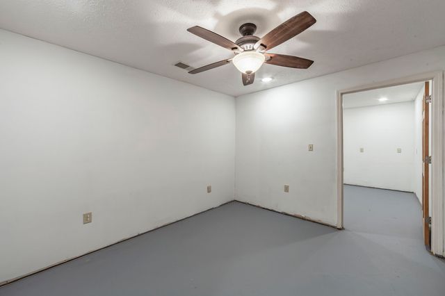 40 Pine Cv, Parsons, TN 38363