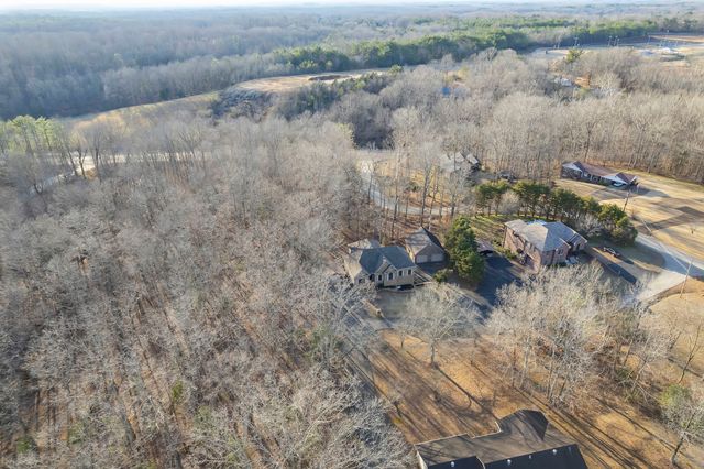 40 Pine Cv, Parsons, TN 38363
