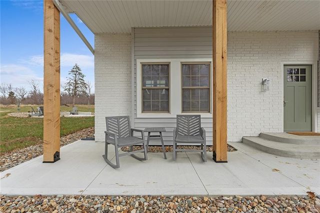 22612 N Prestige Drive, Holt, MO 64048