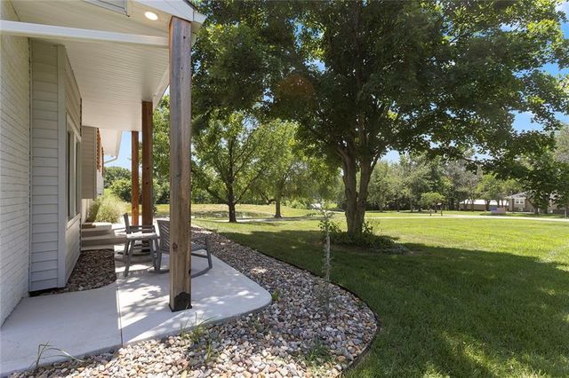 22612 N Prestige Drive, Holt, MO 64048