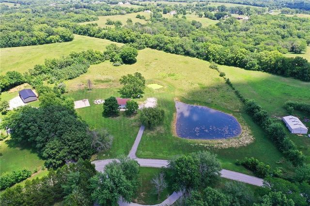 22612 N Prestige Drive, Holt, MO 64048