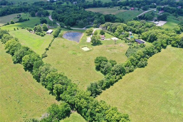 22612 N Prestige Drive, Holt, MO 64048