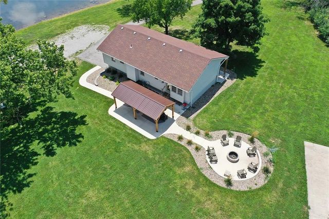 22612 N Prestige Drive, Holt, MO 64048
