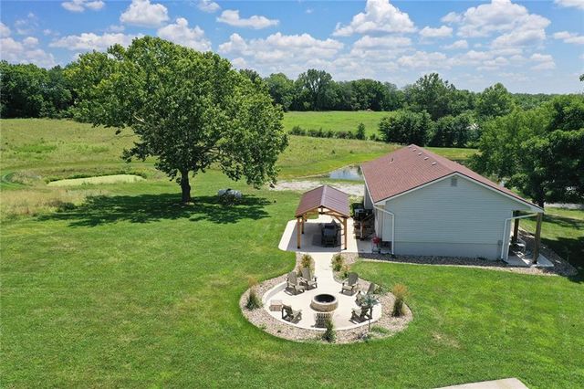22612 N Prestige Drive, Holt, MO 64048