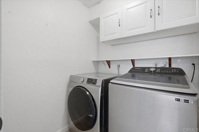 9457 Carlton Oaks Drive B, Santee, CA 92071