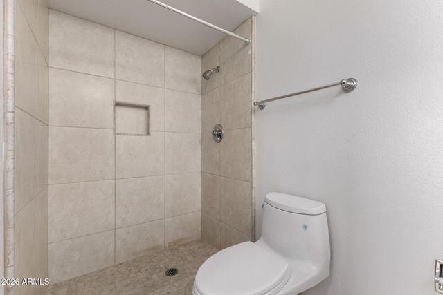 3835 E ALTADENA Avenue, Phoenix, AZ 85028