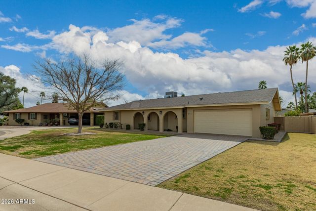 3835 E ALTADENA Avenue, Phoenix, AZ 85028