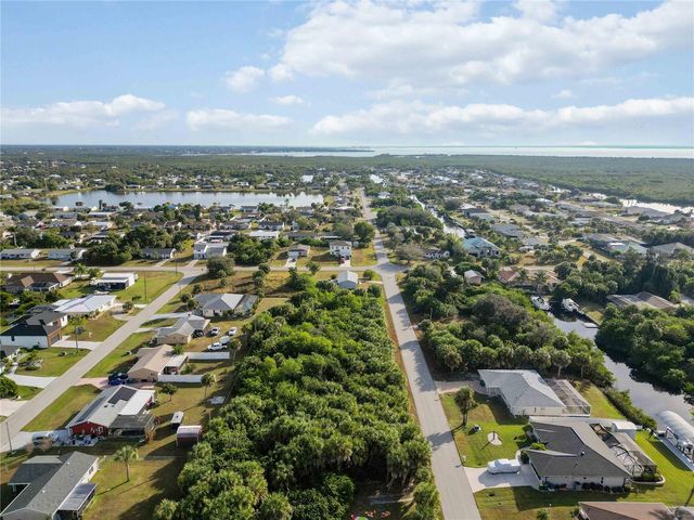 18707 ASHCROFT CIRCLE, Port Charlotte, FL 33948