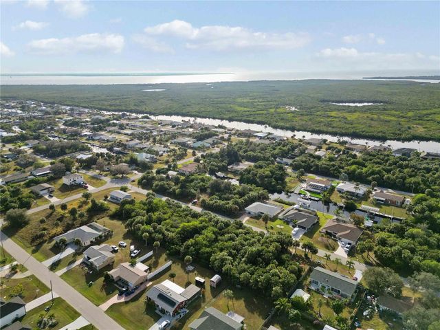 18707 ASHCROFT CIRCLE, Port Charlotte, FL 33948