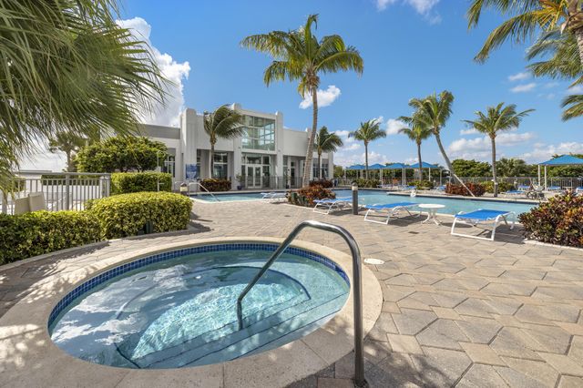 300 S Australian Avenue, West Palm Beach, FL 33401