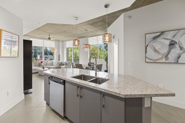 300 S Australian Avenue, West Palm Beach, FL 33401