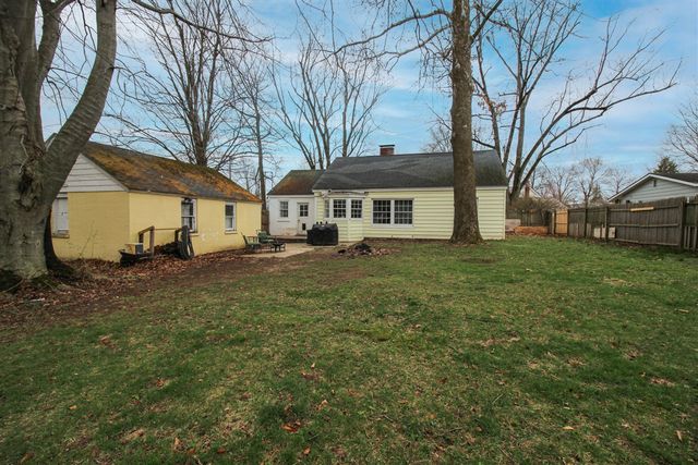 755 White Pigeon Road, Constantine, MI 49042