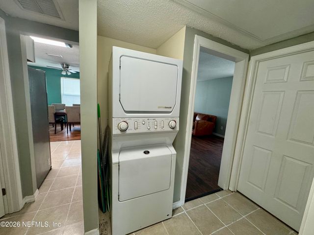 4612 FREMONT Street, Jacksonville, FL 32210