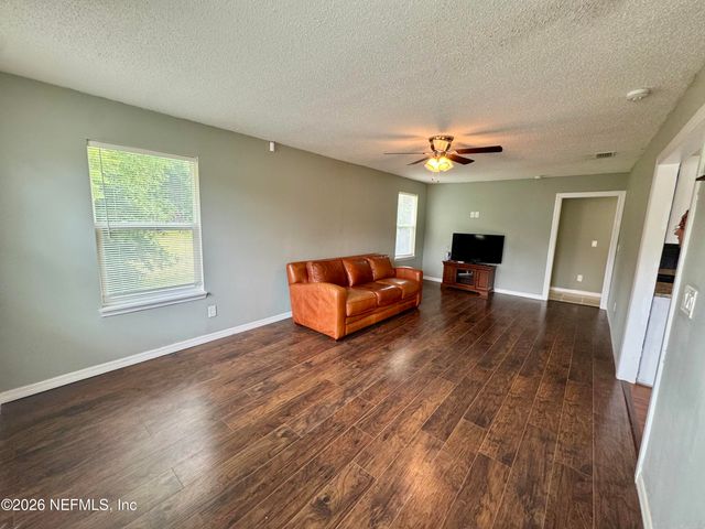 4612 FREMONT Street, Jacksonville, FL 32210