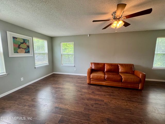4612 FREMONT Street, Jacksonville, FL 32210