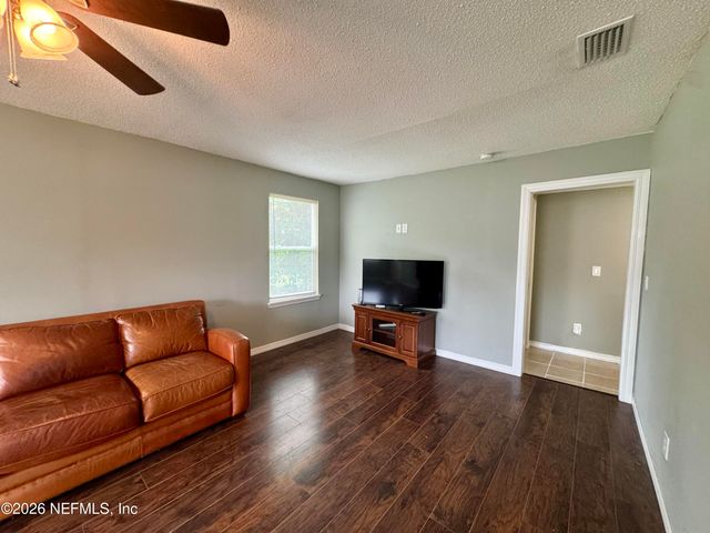 4612 FREMONT Street, Jacksonville, FL 32210