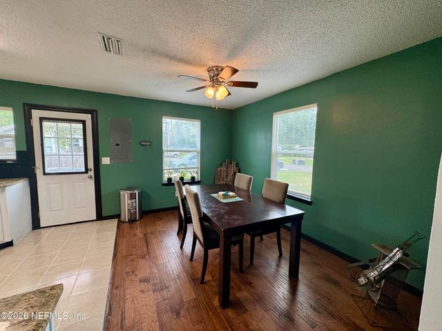 4612 FREMONT Street, Jacksonville, FL 32210