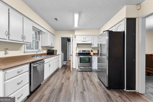 205 Sycamore Bend, Fayetteville, GA 30214