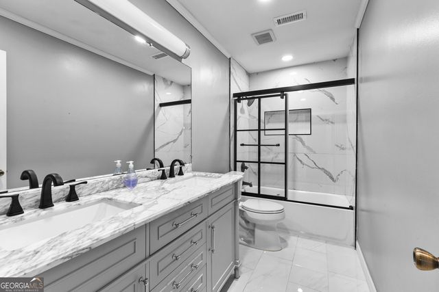 205 Sycamore Bend, Fayetteville, GA 30214