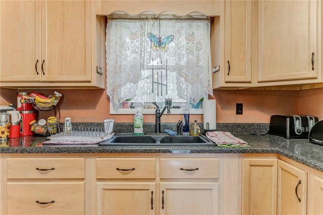 221 County Road 255, Fort Payne, AL 35967