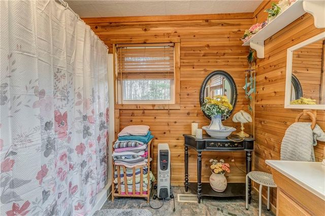 221 County Road 255, Fort Payne, AL 35967